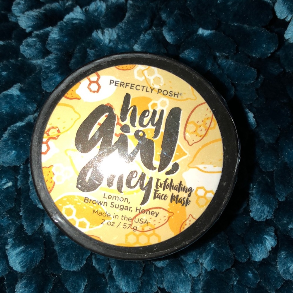 Perfectly posh hey girl hey face mask